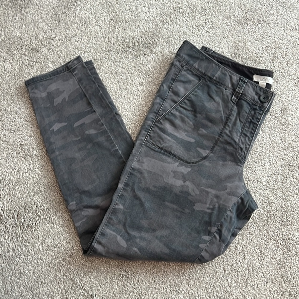 LOFT Skinny Camouflage Pants
